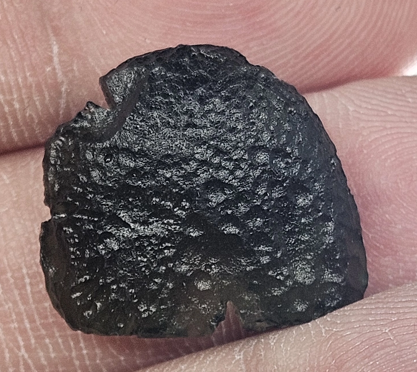 Vltavín 2,0 cm - 3,3 g