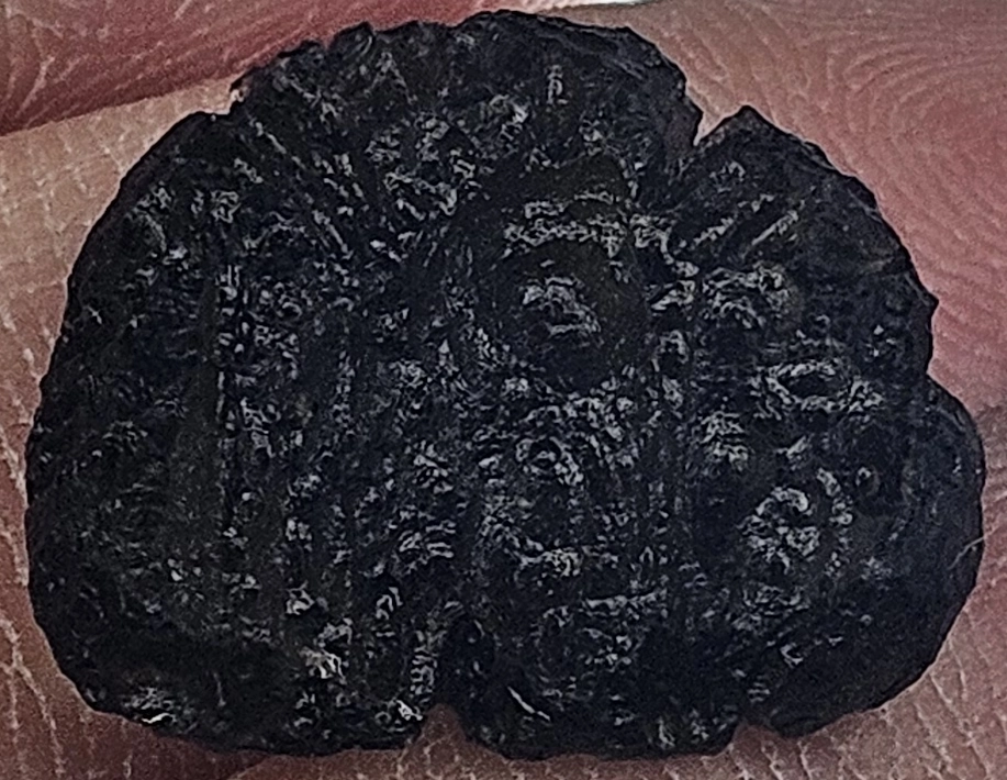 Vltavín 2,0 cm - 3,3 g