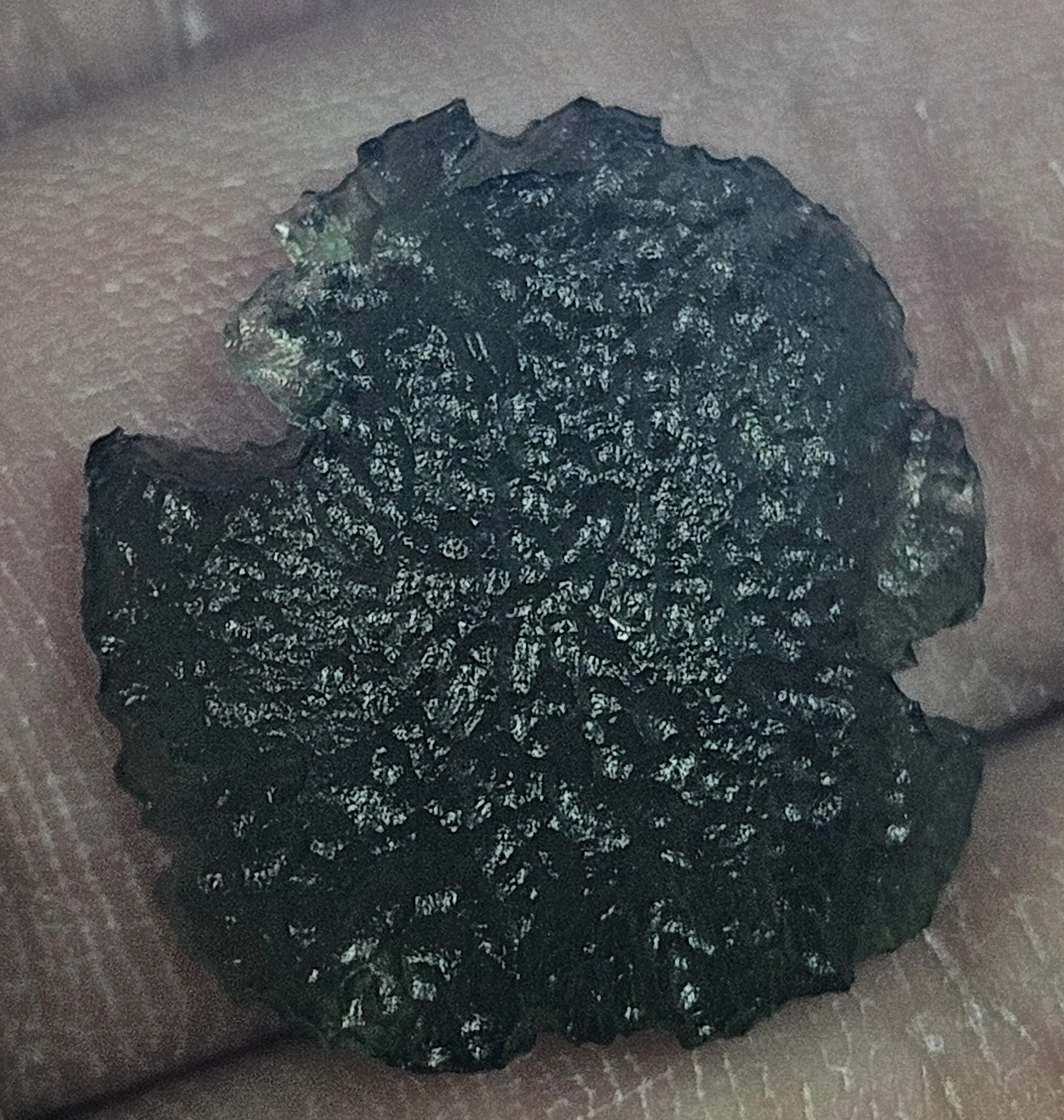 Vltavín 1,9 cm - 2,3 g